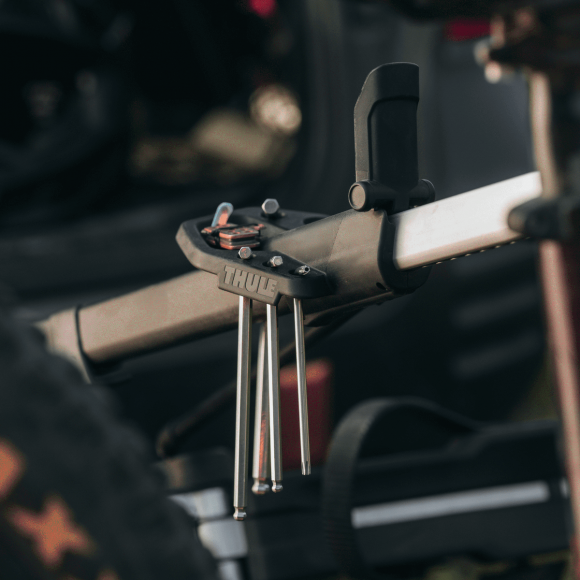 ველოსიპედის სარემონტო სამაგრიThule Epos Bike Repair Holder ველოსიპედის სარემონტო სამაგრიThule Epos Bike Repair Holder