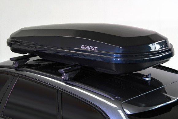 დახურული საბარგული Menabo Diamond 450 black glossy