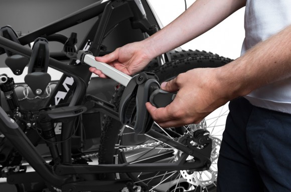 ველოსიპედის სამაგრი საბუქსირეზეThule Easy Fold XT 934. 3 ცალი ველოსიპედის სამაგრი საბუქსირეზეThule Easy Fold XT 934. 3 ცალი