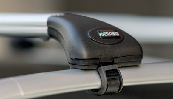 ძირითადი საბარგული MENABO Ariette rails მანქანისთვის სახურავზე რელინგებით ძირითადი საბარგული MENABO Ariette rails მანქანისთვის სახურავზე რელინგებით