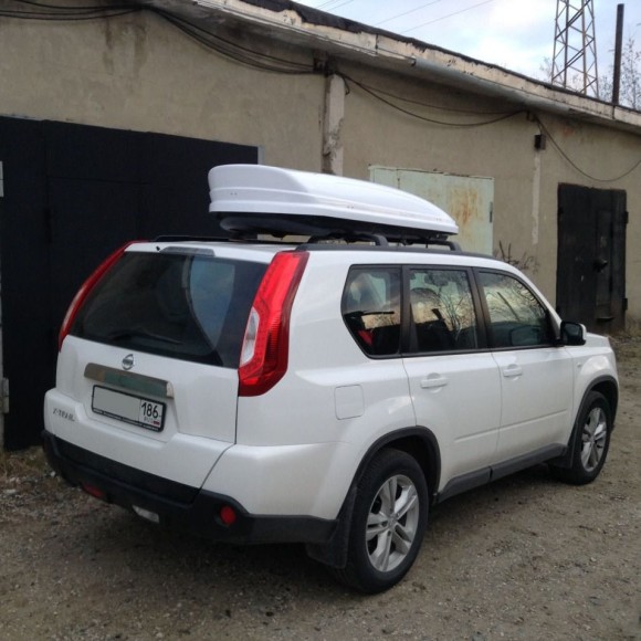 დახურული საბარგული Menabo Mania 320 white დახურული საბარგული Menabo Mania 320 white